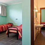 بيت شباب Casthello Di Vallecamonica