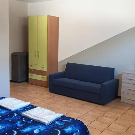 Hostel Casthello Di Vallecamonica